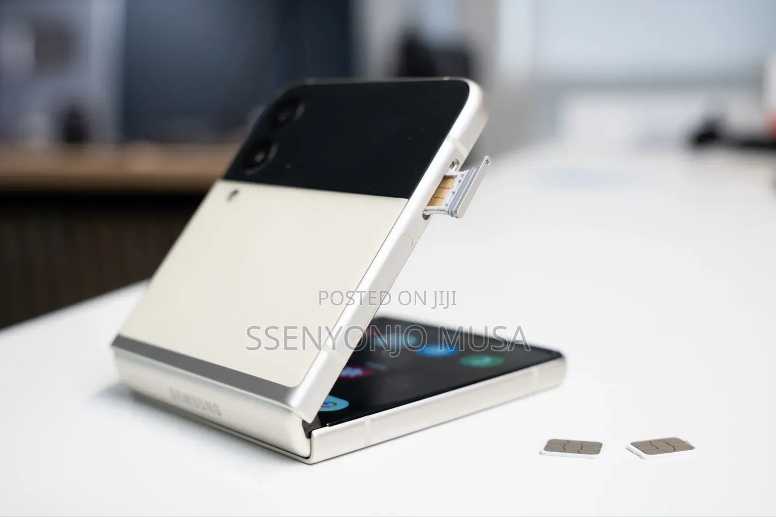 Samsung Galaxy Z Flip 3 128 GB White