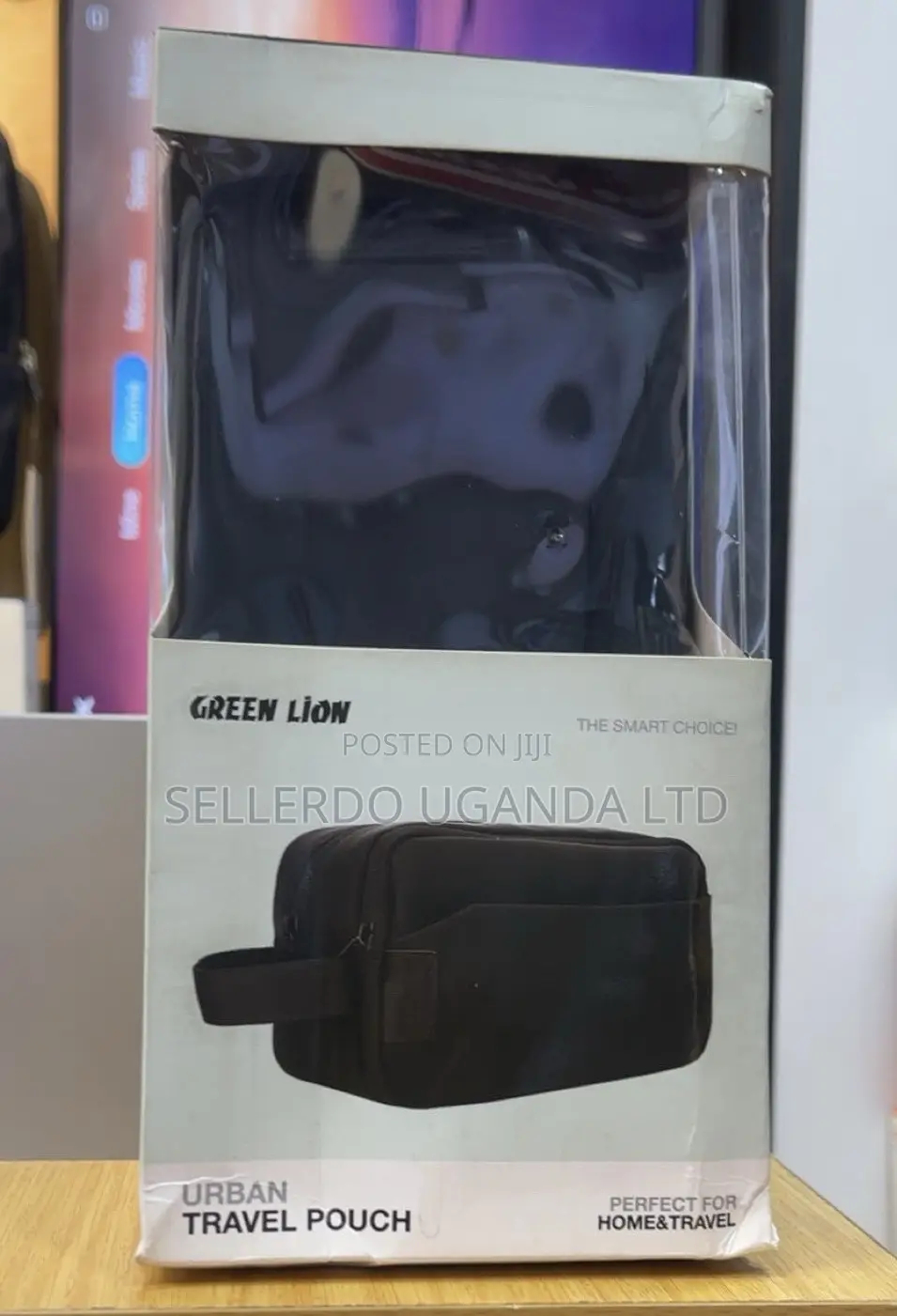 Green Lion Ubarn Travel Pouch