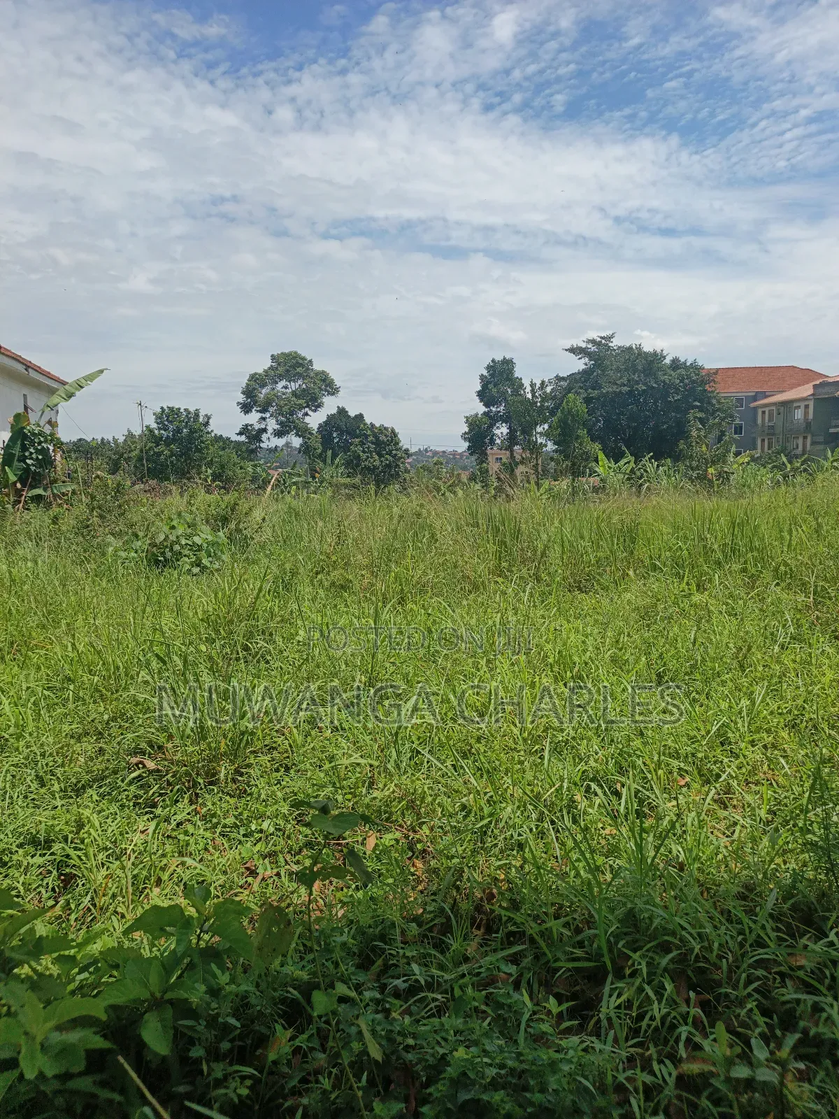 1.5acres Oon Sale in Kyanja