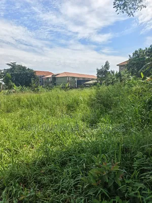 1.5acres Oon Sale in Kyanja