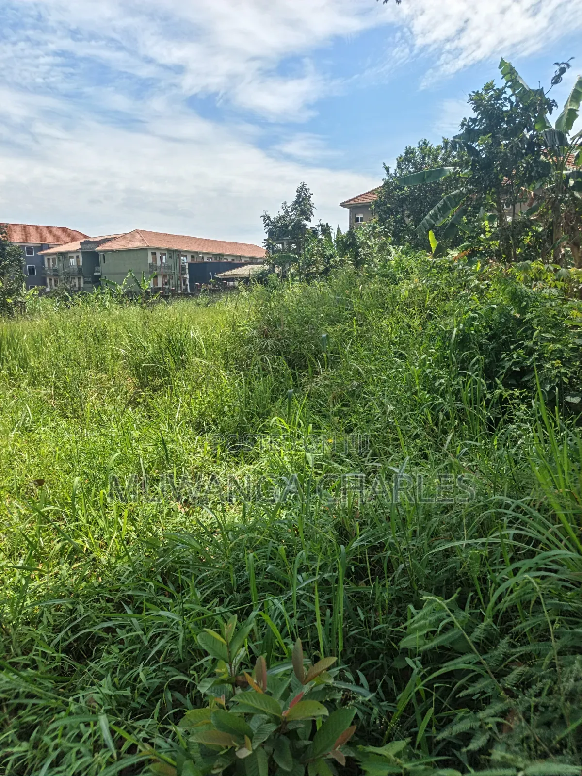 1.5acres Oon Sale in Kyanja