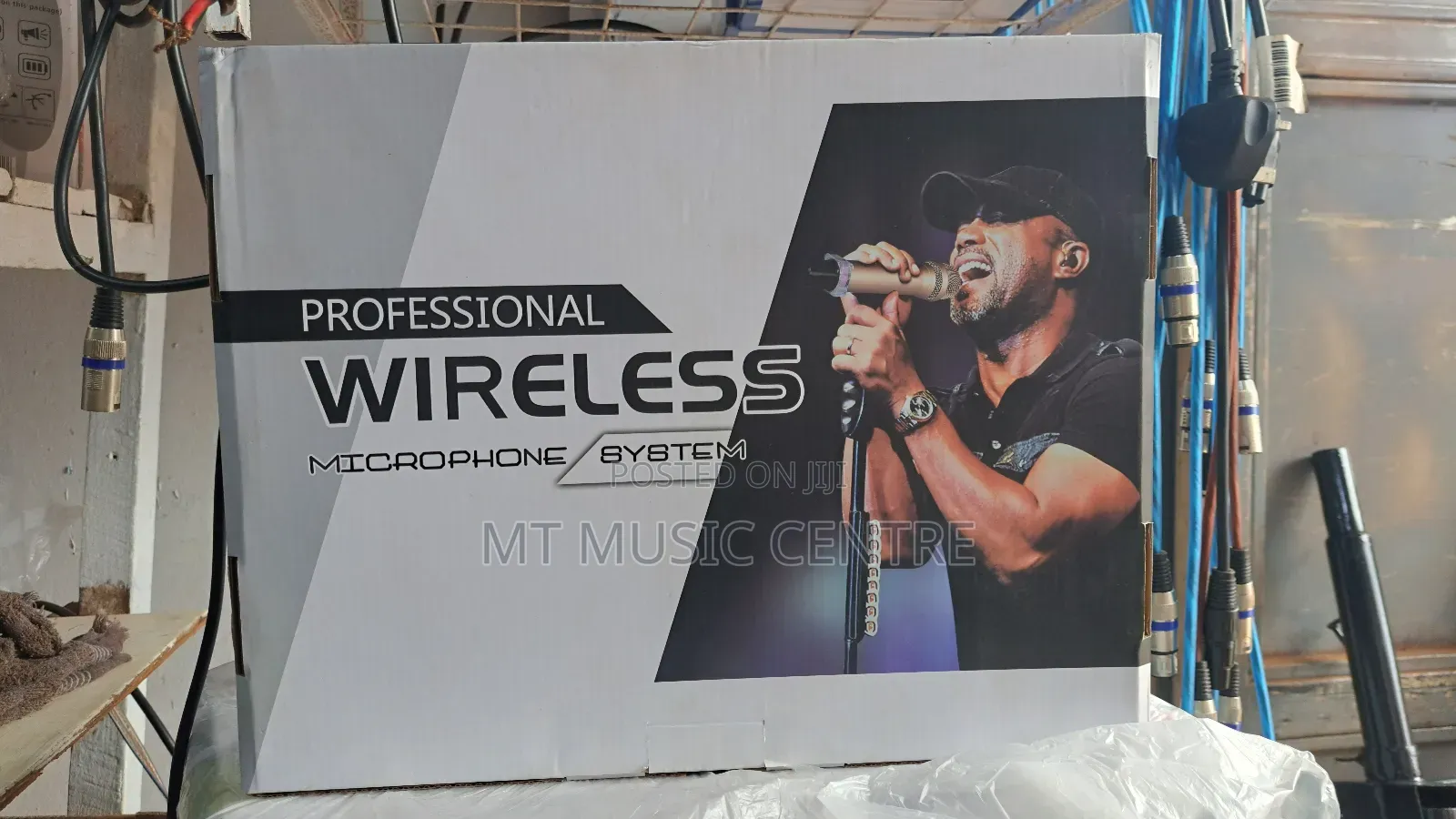 Shure Professional Wireless Microphone