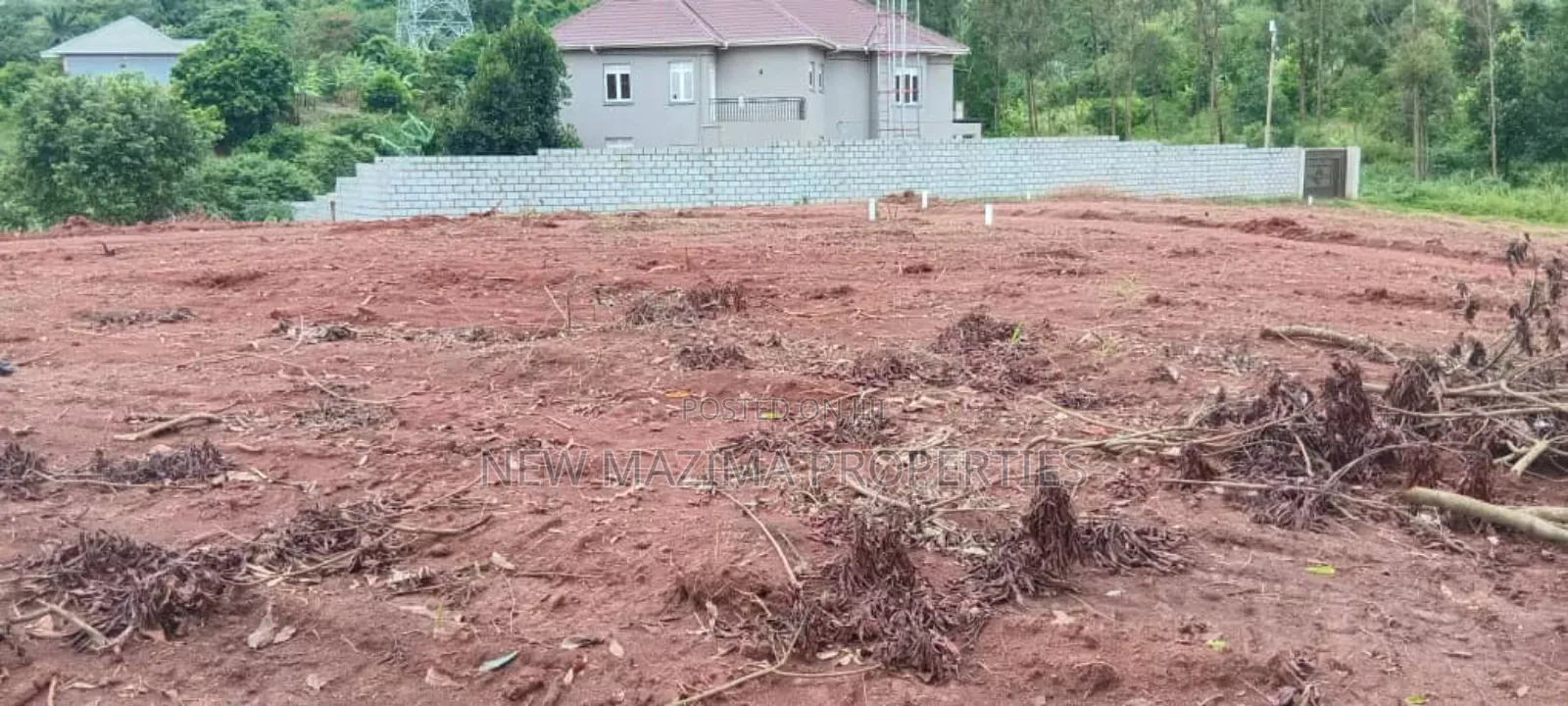New Estate Inheart Kitende Ssisa Lutaba Zone Along Ntebe Rd With Title
