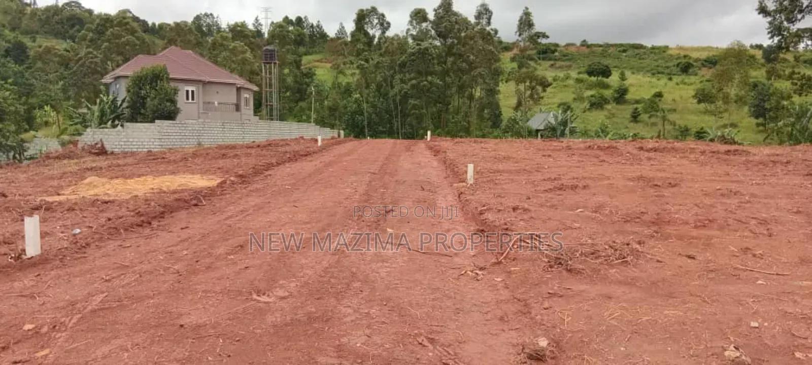 New Estate Inheart Kitende Ssisa Lutaba Zone Along Ntebe Rd With Title