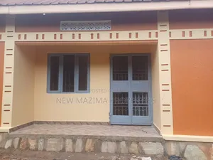 3bdrm Bungalow in Namasuba Town, Central Division for sale