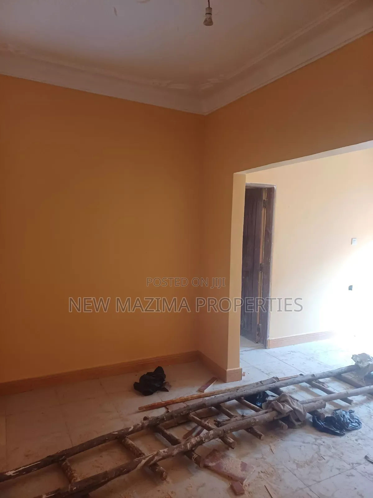 3bdrm Bungalow in Namasuba Town, Central Division for sale
