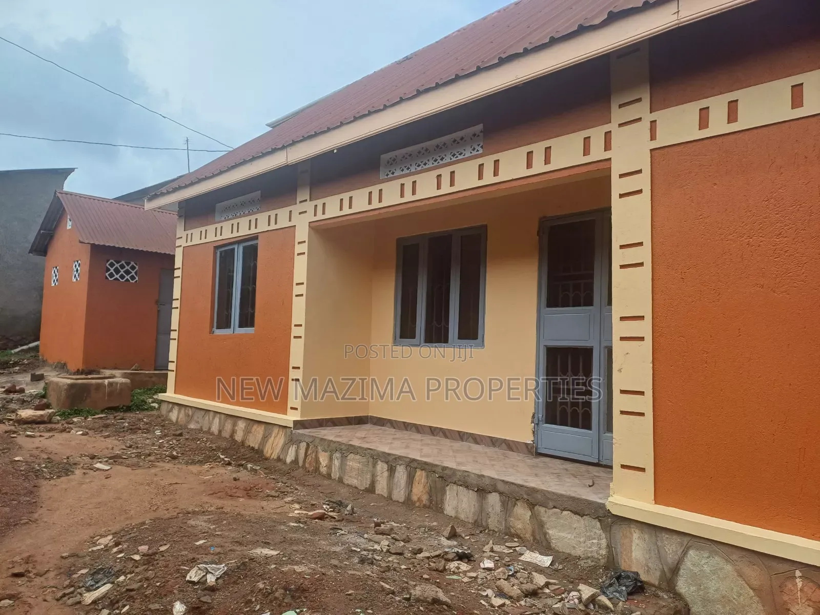 3bdrm Bungalow in Namasuba Town, Central Division for sale