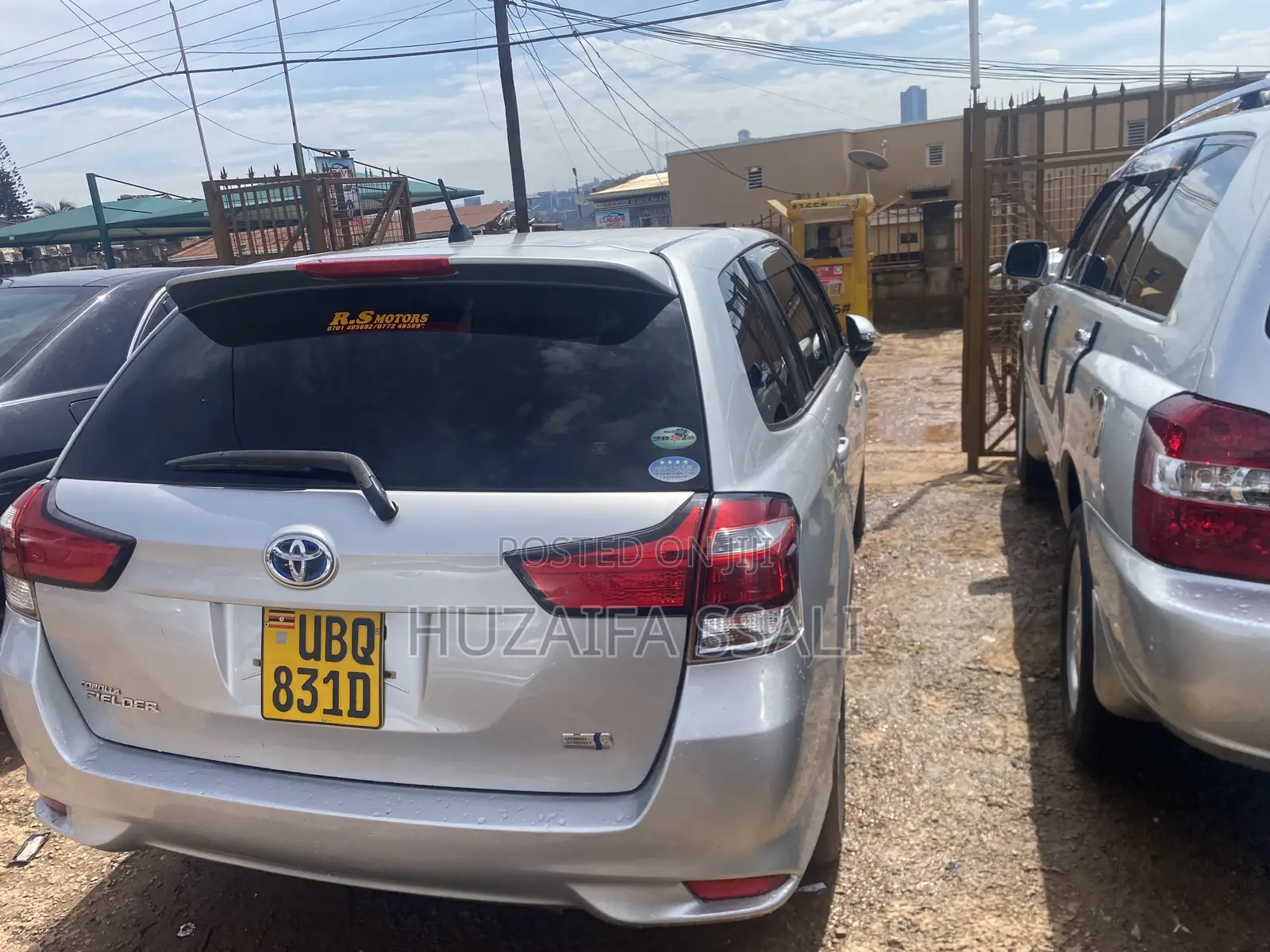 Toyota Corolla Fielder 2011 Silver