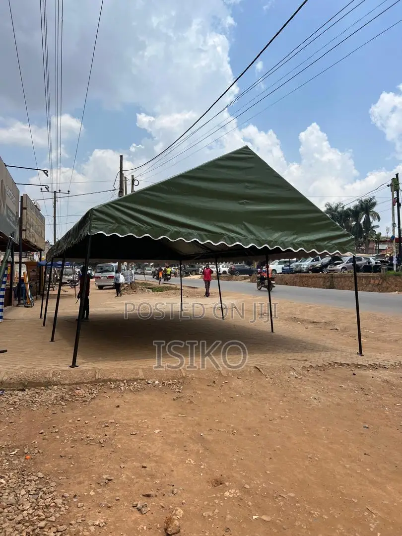 A Well Designed a-Shaped Army Green Tent