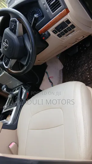 Toyota Land Cruiser Prado 2018 Green