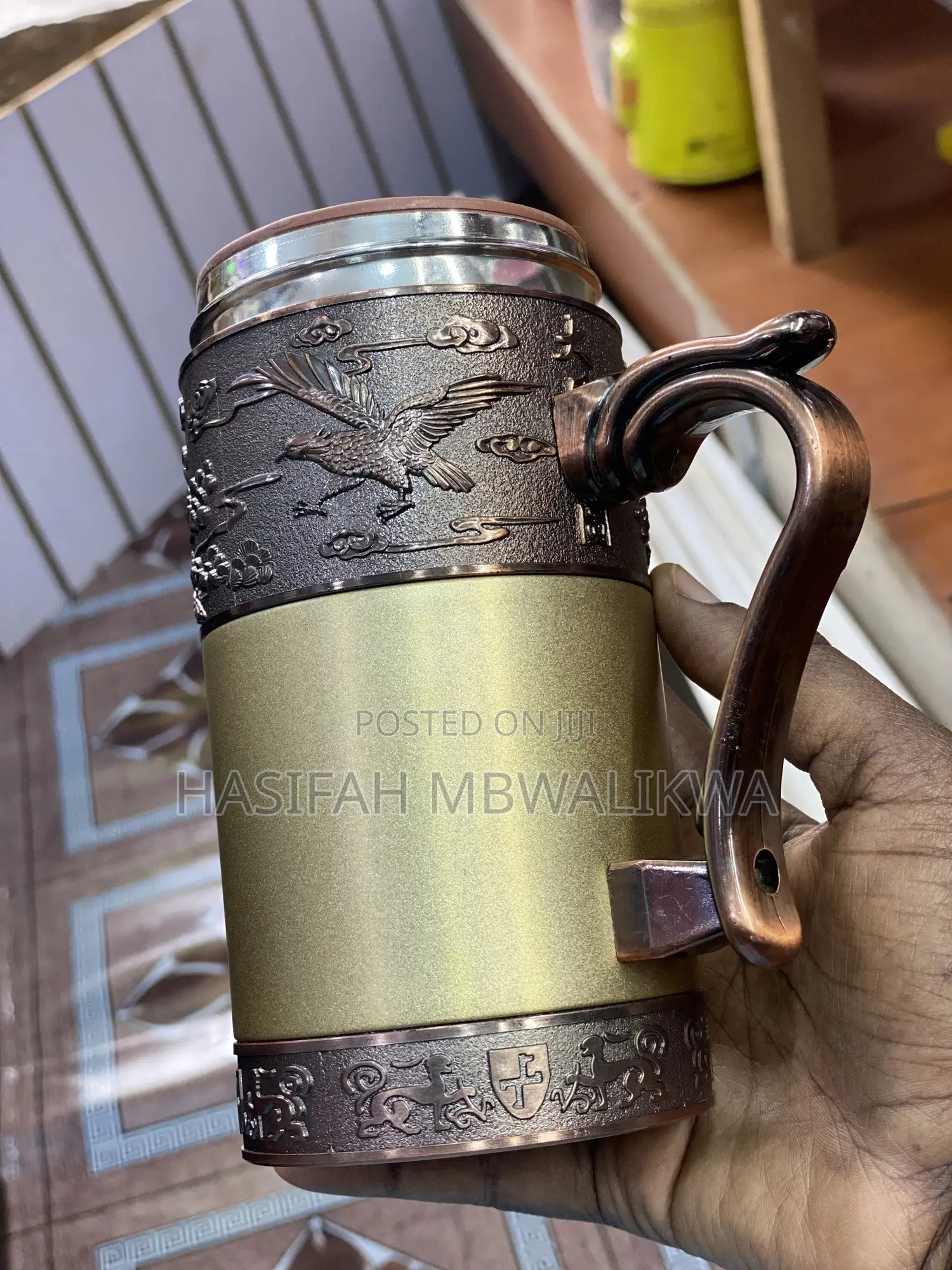 Gold Brown Vacuum Cup