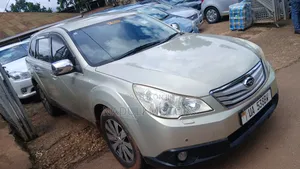 Subaru Outback 2012 Silver