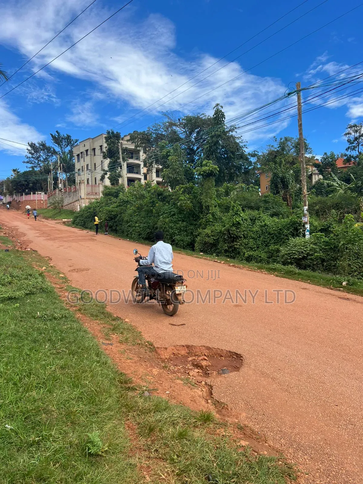 86 Decimals Plot of Land in Kinawataka Banda