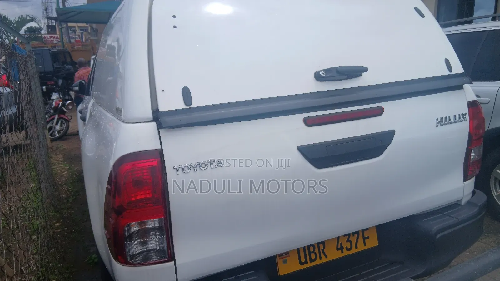 Toyota Hilux 2008 White