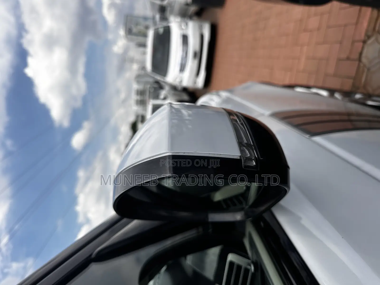 Land Rover Range Rover 5.0L Supercharged LWB 2018 White