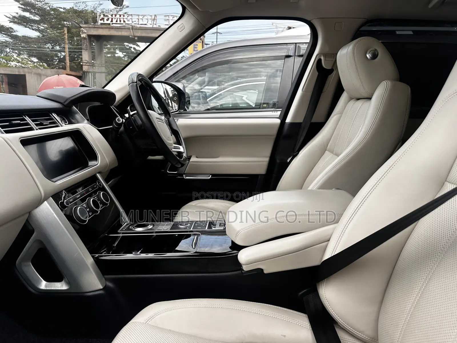 Land Rover Range Rover 5.0L Supercharged LWB 2018 White