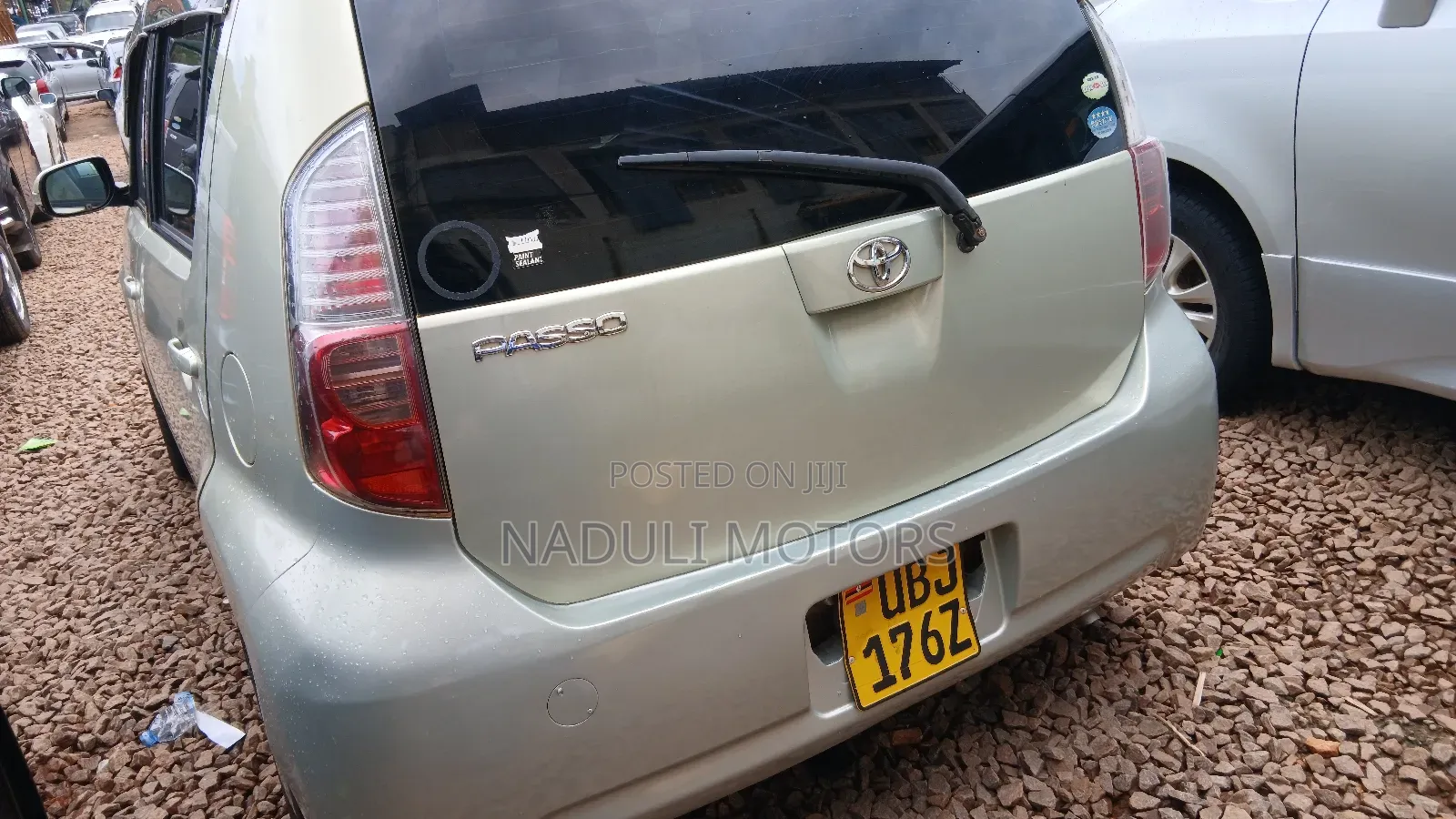 Toyota Passo 2007 Silver
