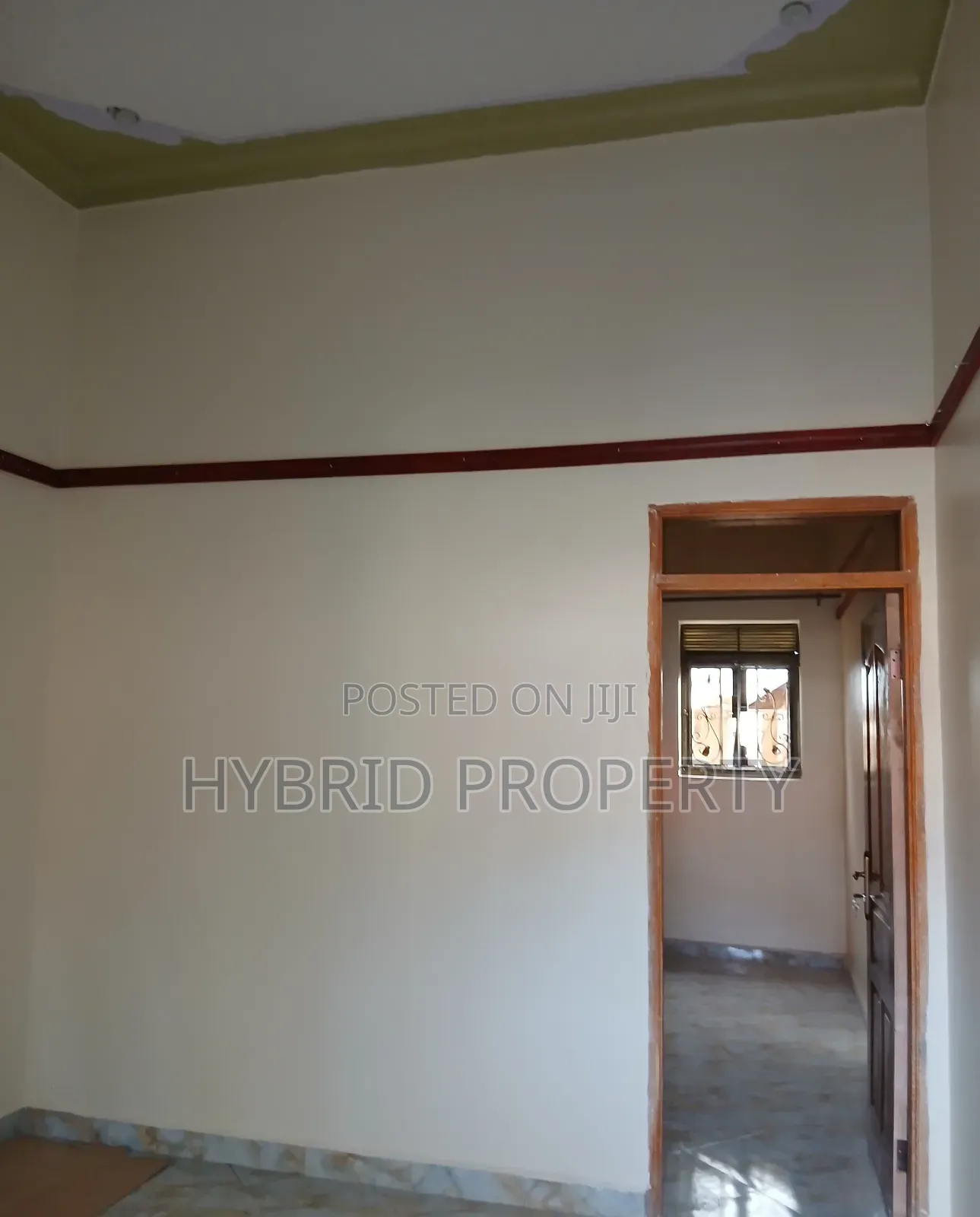 8bdrm Apartment in Kasubi Along Hoima, Rubaga for sale