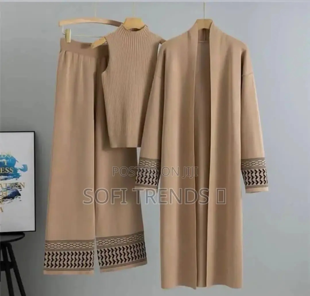 Ladies Classic Three Piece