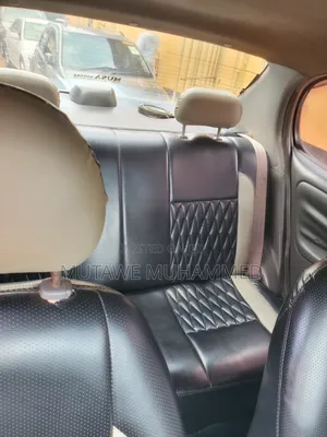 Toyota Platz 2005 Silver