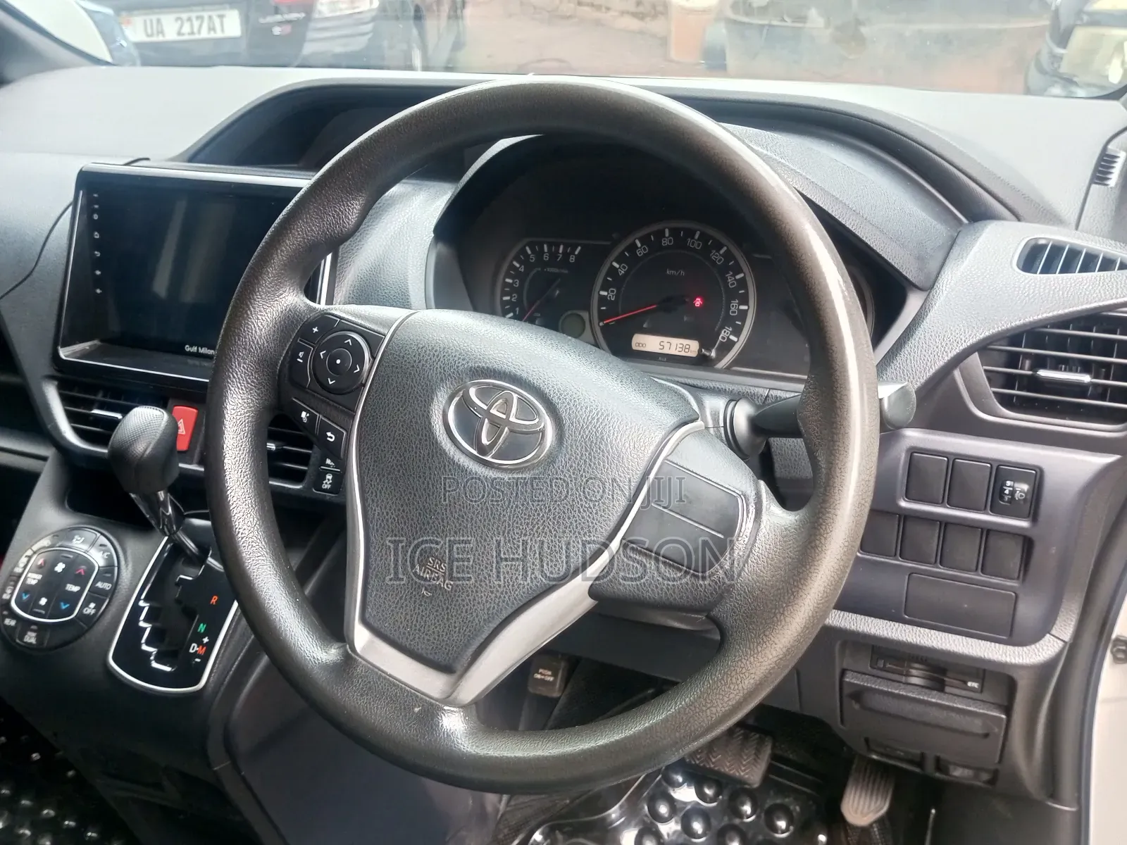 Toyota Noah 2015 White