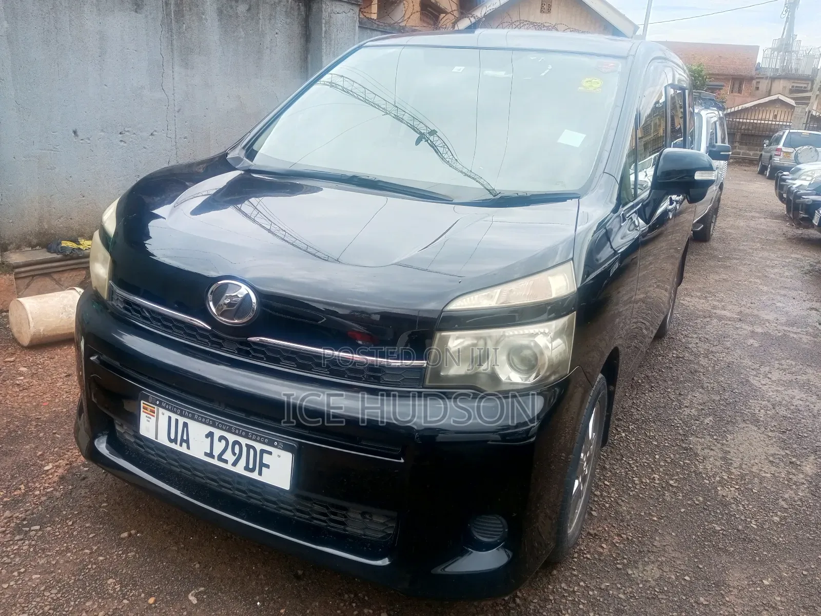 Toyota Voxy 2015 Black