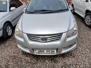 Toyota Blade 2004 Silver