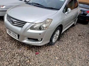 Toyota Blade 2004 Silver