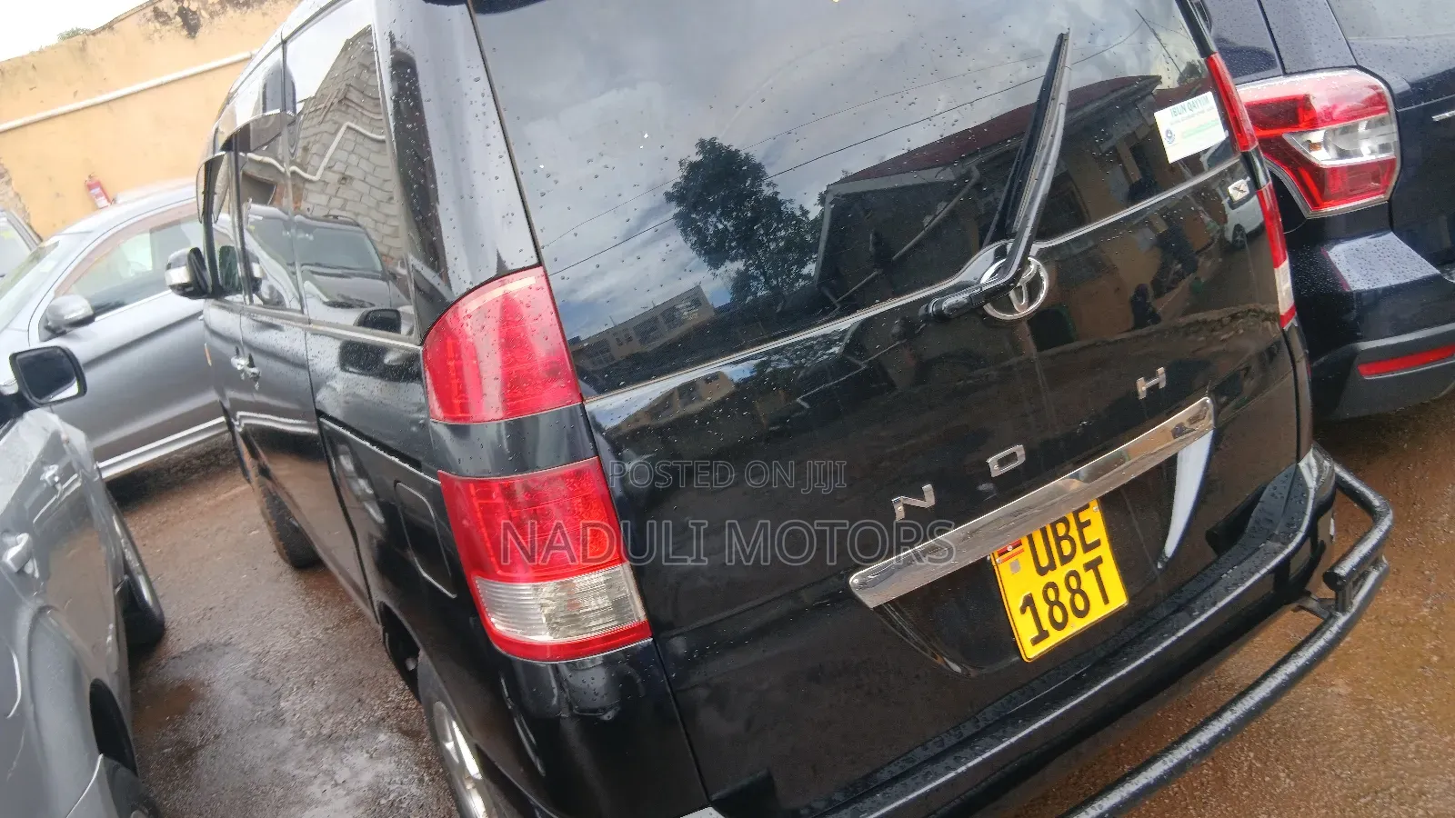 Toyota Noah 2005 Black