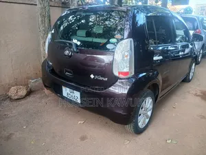 Toyota Passo 2015 Maroon