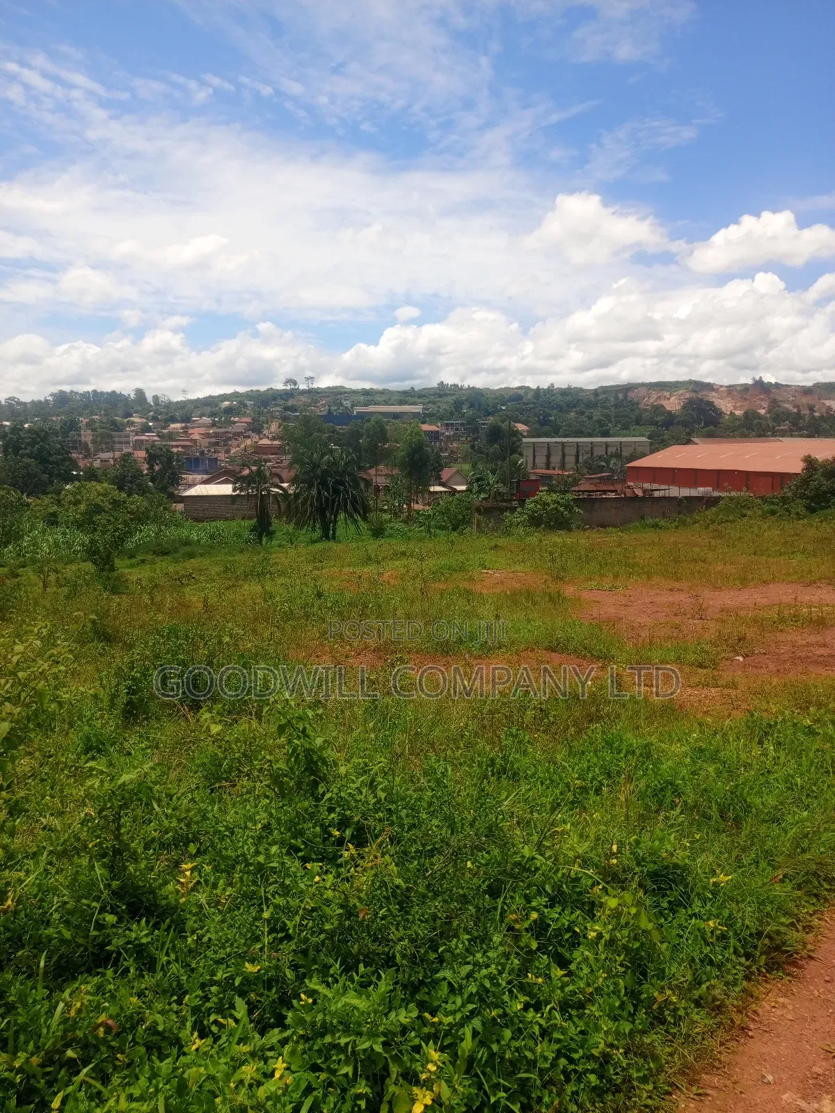 6 Acres of Land in Mbalala Mukono Touching on a Bigger Feeder Road