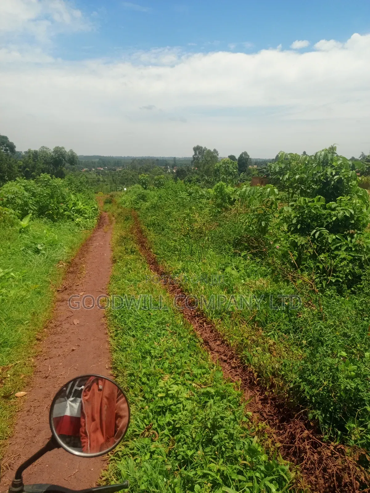 4 Acres of Land in Mbalala Mukono W/T Both Single 3phase Electricity