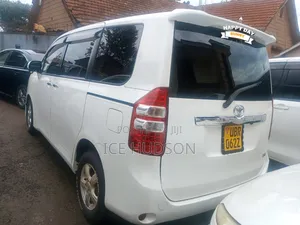 Toyota Noah 2014 White