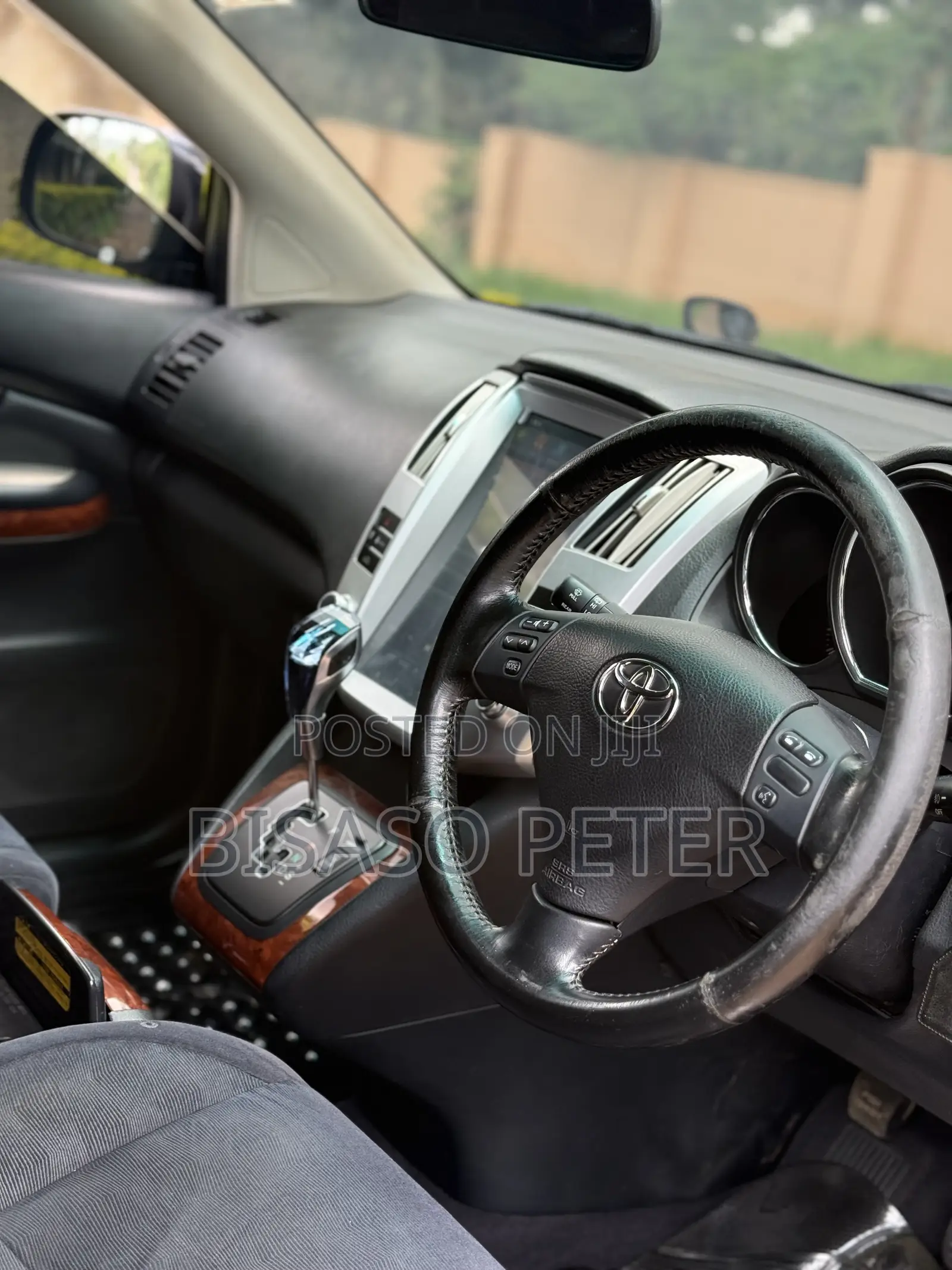 Toyota Harrier 2.4 2011 Black