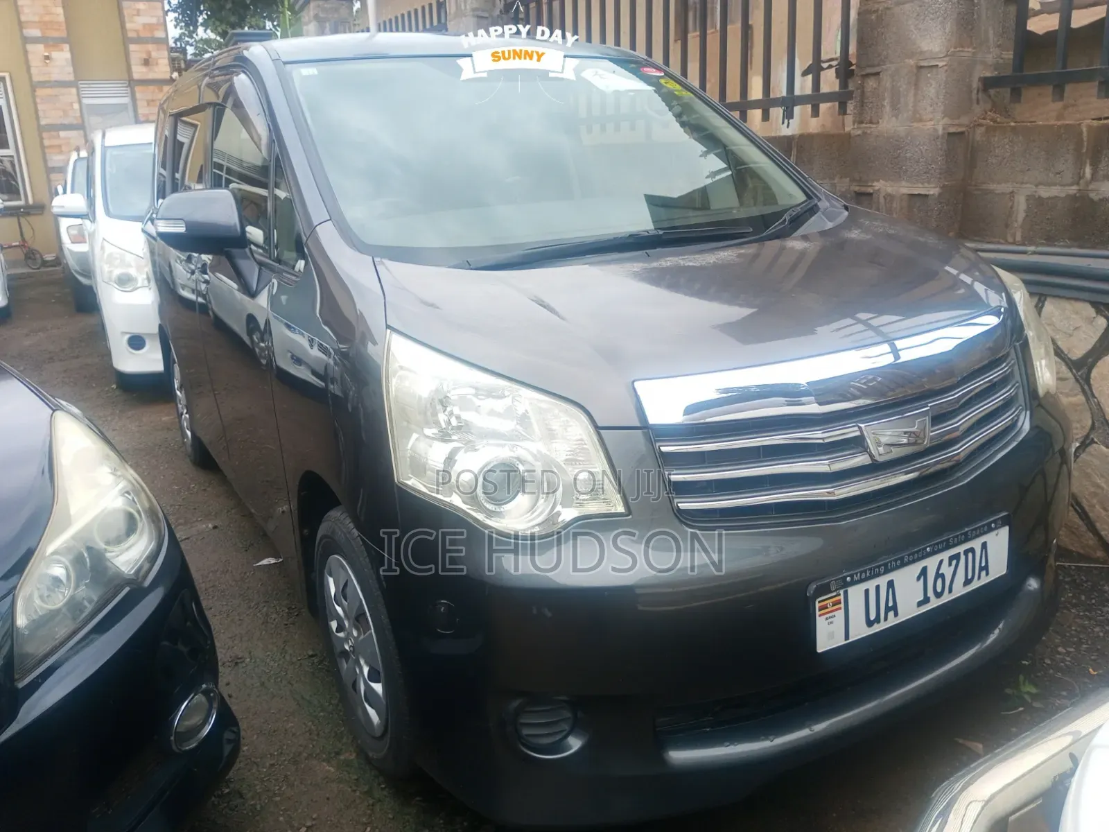 Toyota Noah 2012 Matt Black