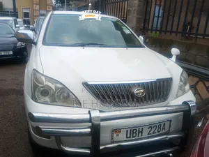 Toyota Harrier 2010 White