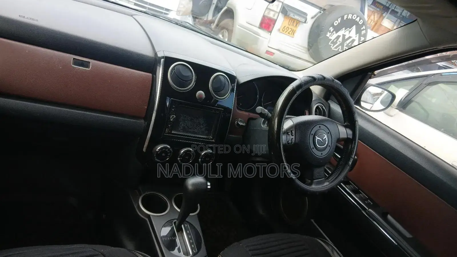 Mazda 2 2004