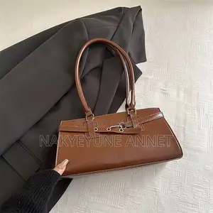 Large Capacity Crossbody Underarm Bag