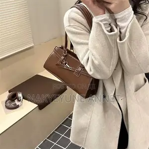 Large Capacity Crossbody Underarm Bag