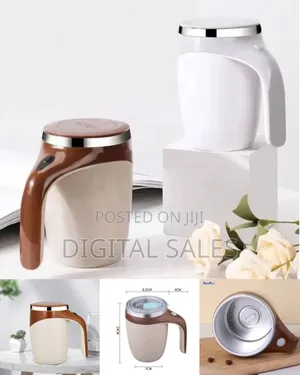 Multifunctional Automatic Magnetic Self-Stirring Cup Travel Mug