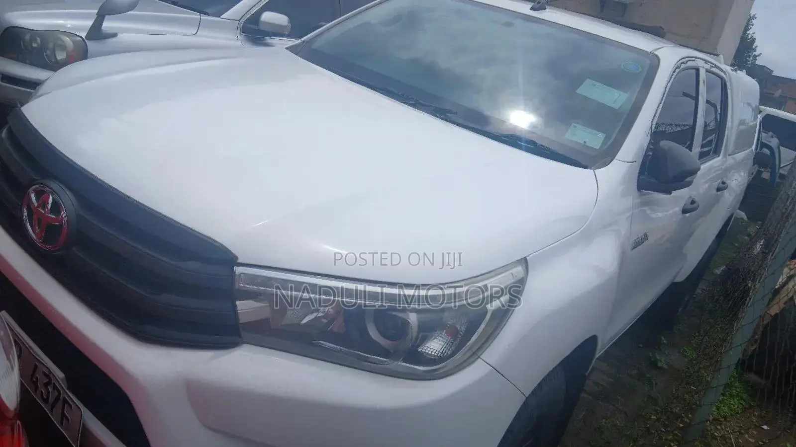 Toyota Hilux 2008 White