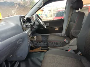 Toyota Noah 2.0 FWD (8 Seater) 2002 Silver