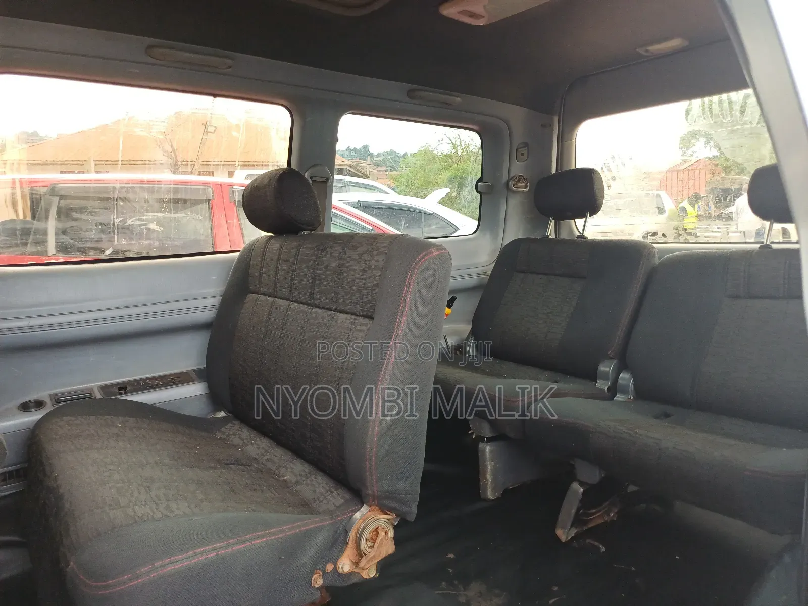 Toyota Noah 2.0 FWD (8 Seater) 2002 Silver