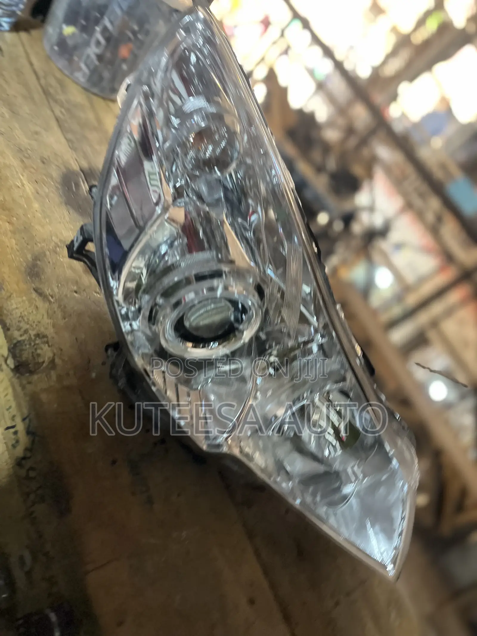 Subaru Legacy, Outback 2010 Headlight