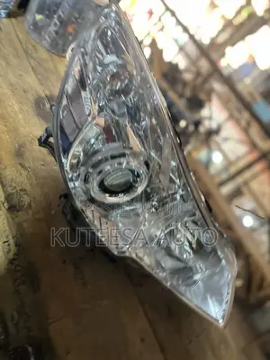 Subaru Legacy, Outback 2010 Headlight