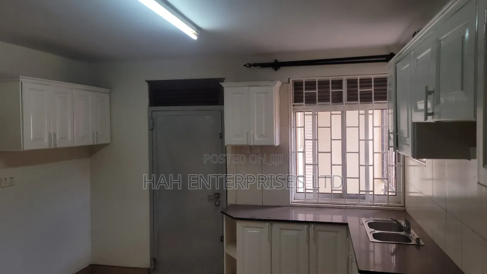 Furnished 3bdrm House in Nakawa for sale