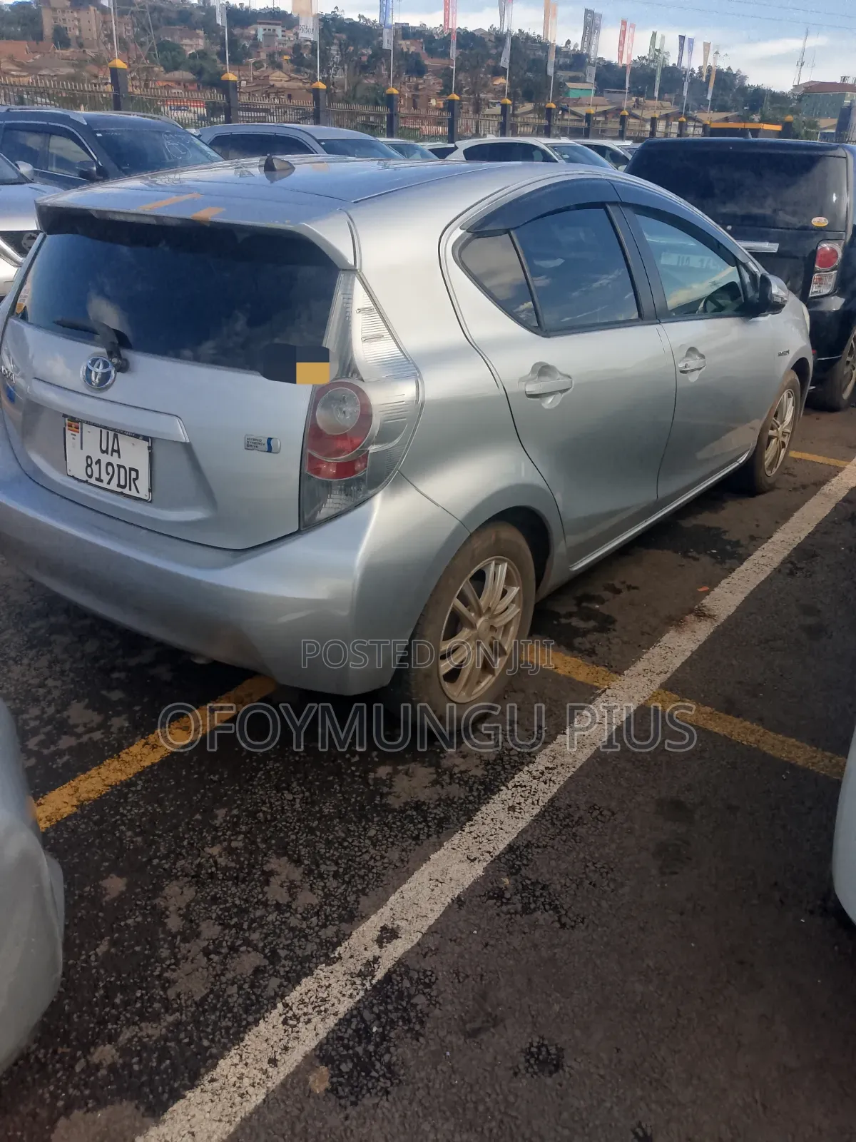 Toyota Aqua 2012 Silver