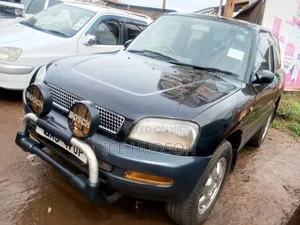 Toyota RAV4 Automatic 2000 Matt Black