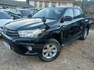 Toyota Hilux 2018 Black