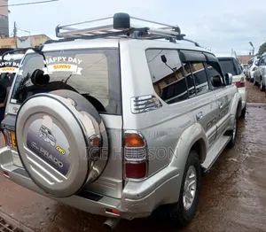 Toyota Land Cruiser Prado 2000 Silver